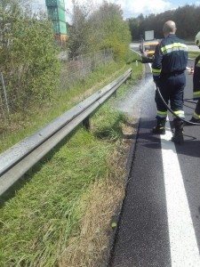 2017-05-02_Boeschungsbrand-01