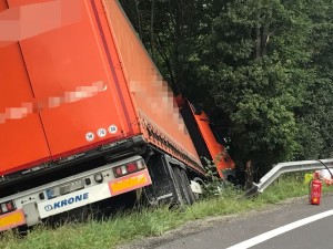 2017-08-11_LKWBergung-02