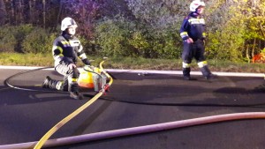 2017-10-29_Fahrzeugbrand2-05